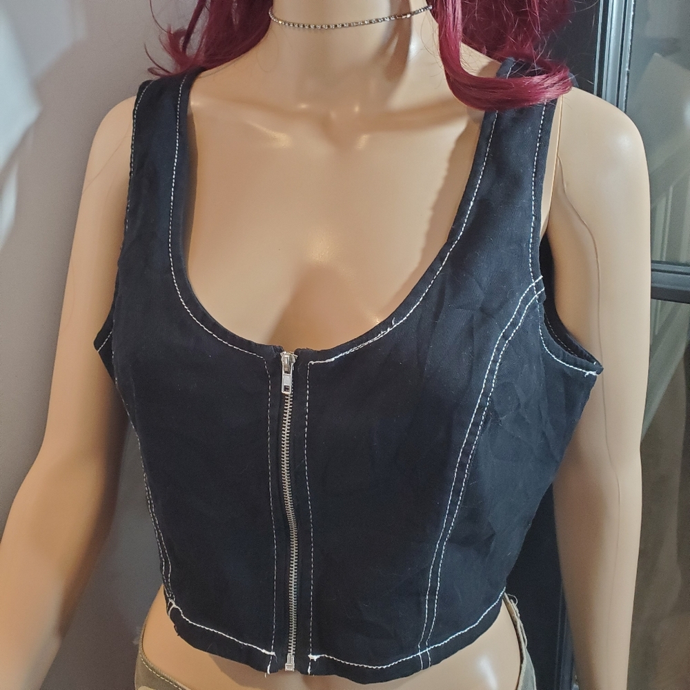 F21 Tripp Like Tank